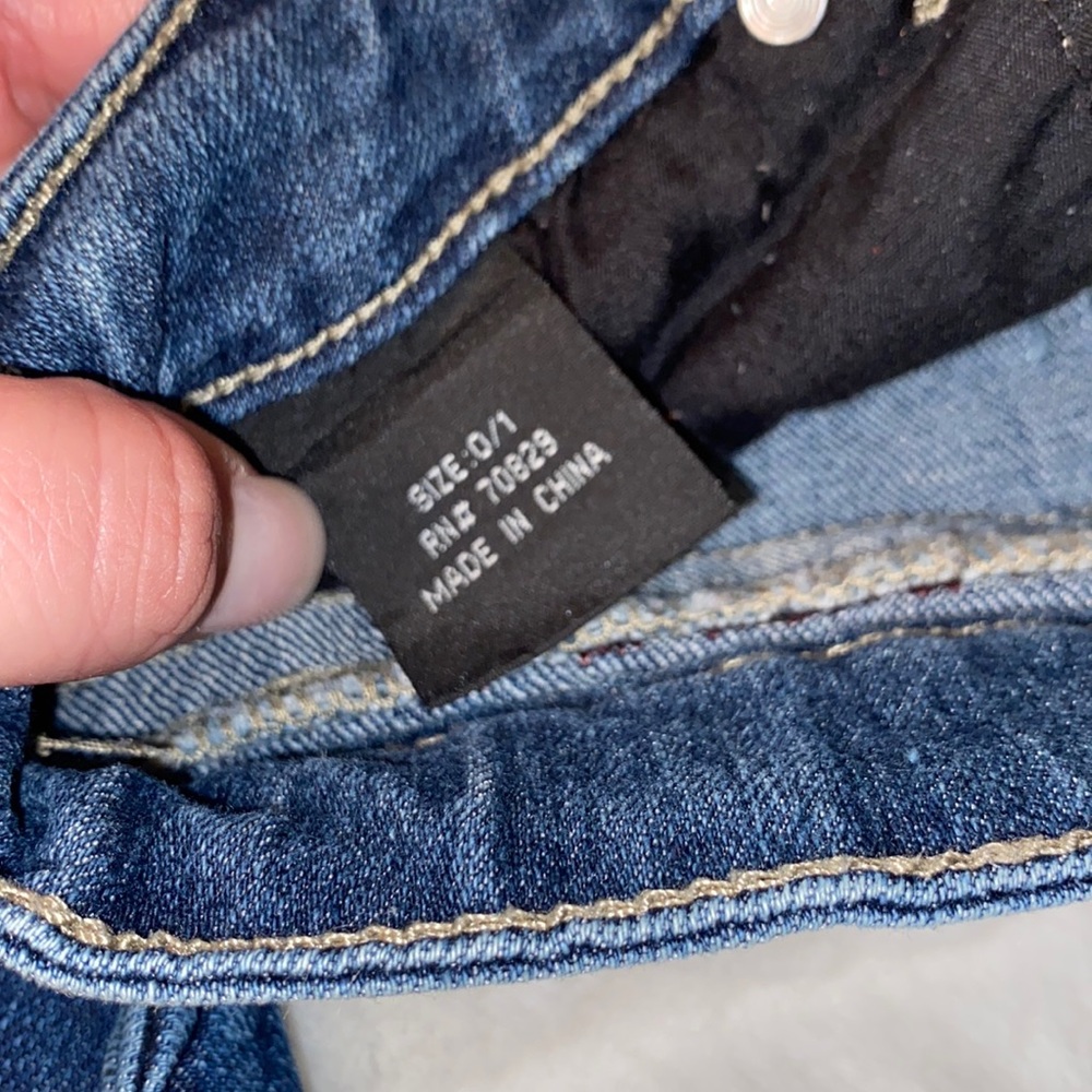 3 pairs of jeans NWOT - Picture 9 of 10